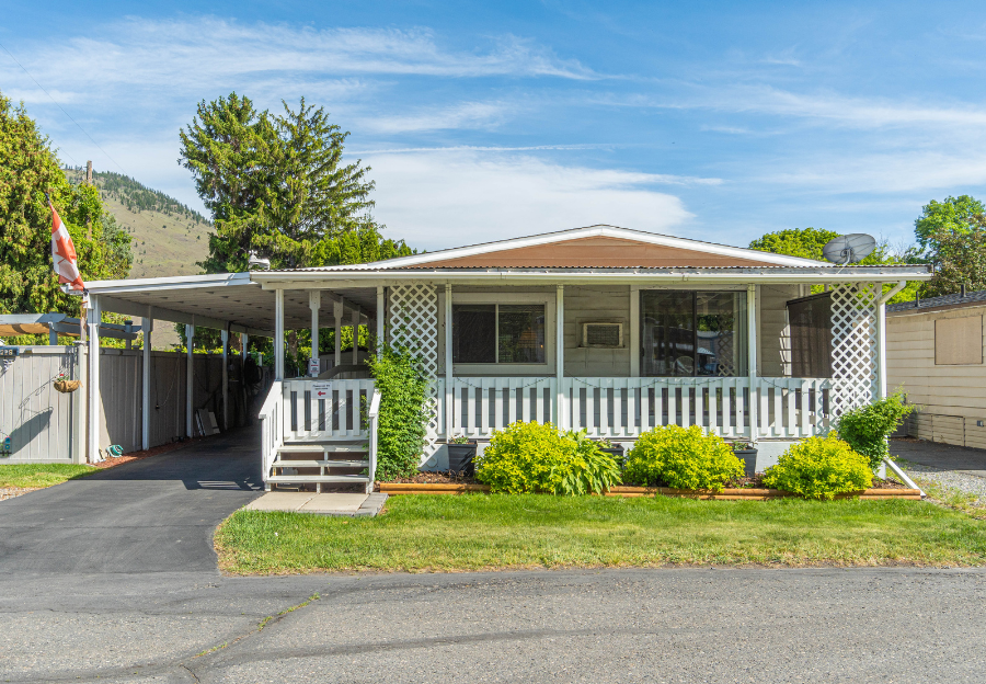 WEBSITE LISTING PHOTOS (46) 3969 Old Yellowhead Highway
