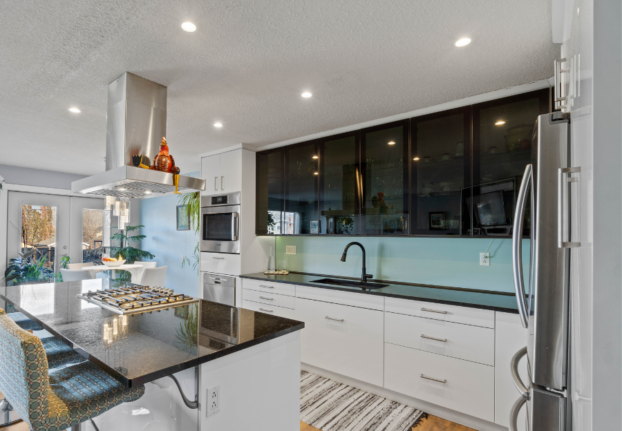 6823 Charleson Road, Magna Bay, BC Real Estate House For Sale