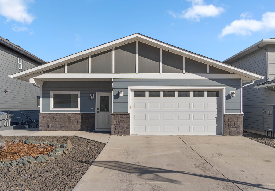 3969 Old Yellowhead Highway